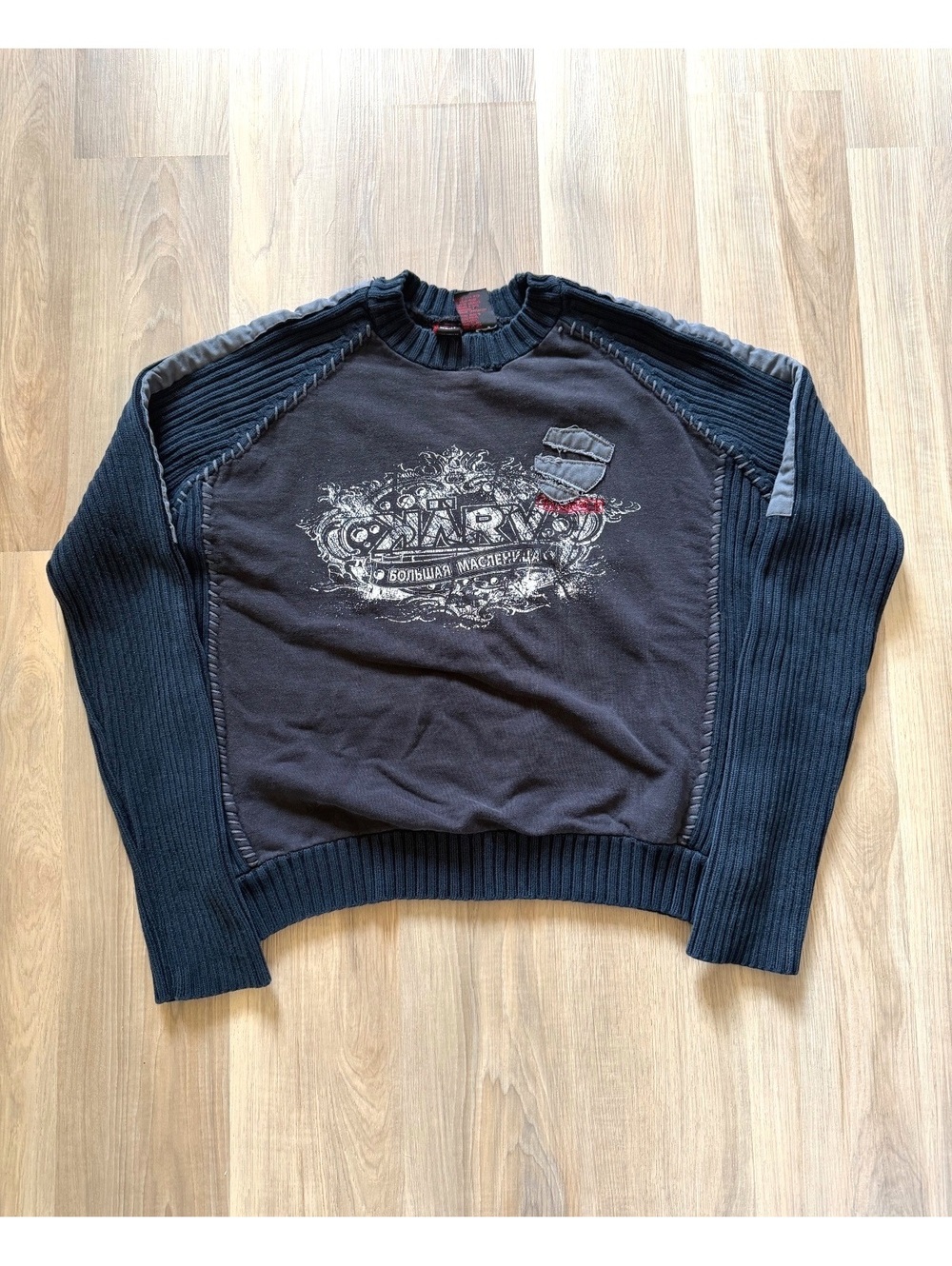 Vintage Y2K KARV Graphic Sweater